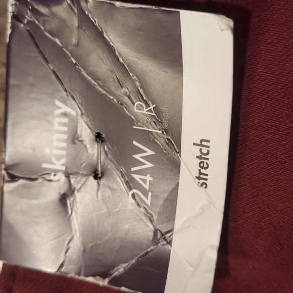 Ava & Viv Burgundy Skinny Jeans - Picture 4 of 6